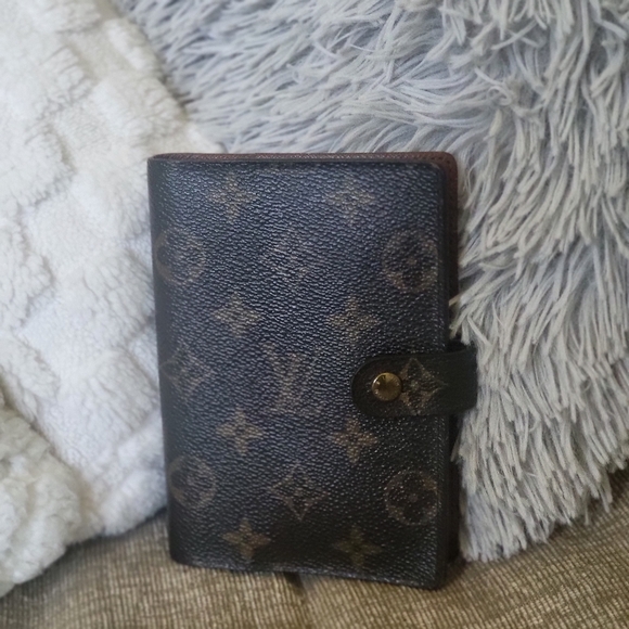 Authentic LOUIS VUITTON agenda wallet p.m. monogram canvas - Picture 1 of 10
